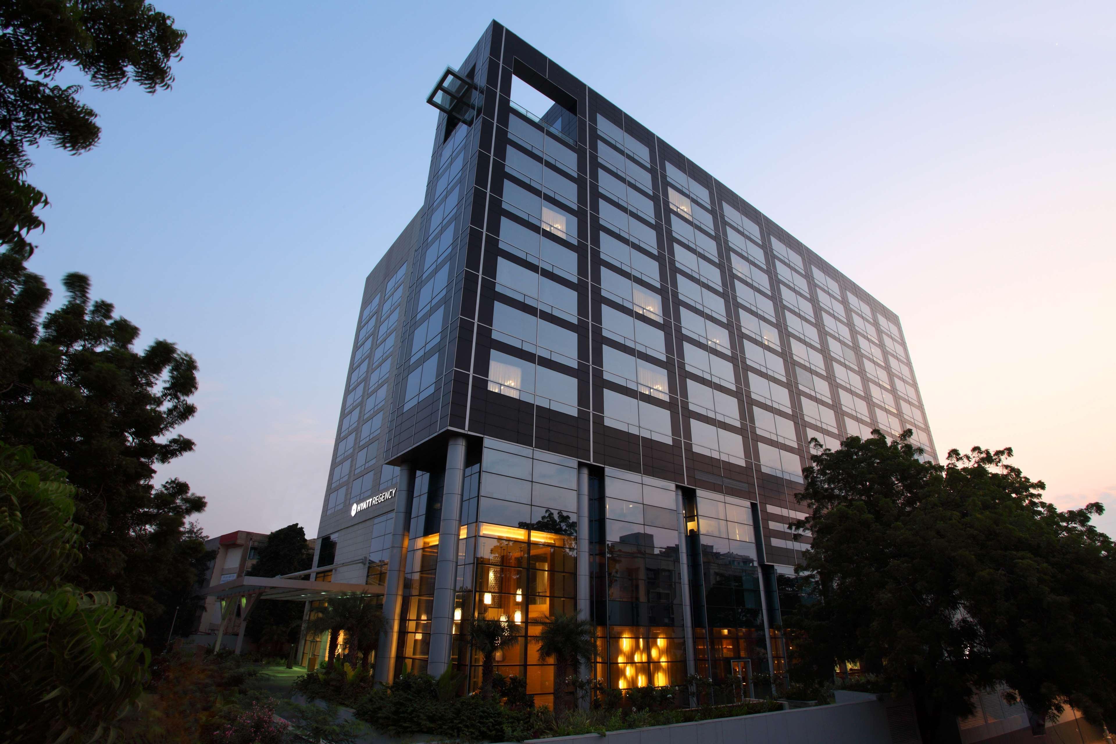 Hyatt Regency Ahmedabad Hotel Luaran gambar The building of the National Institute of Bioethics