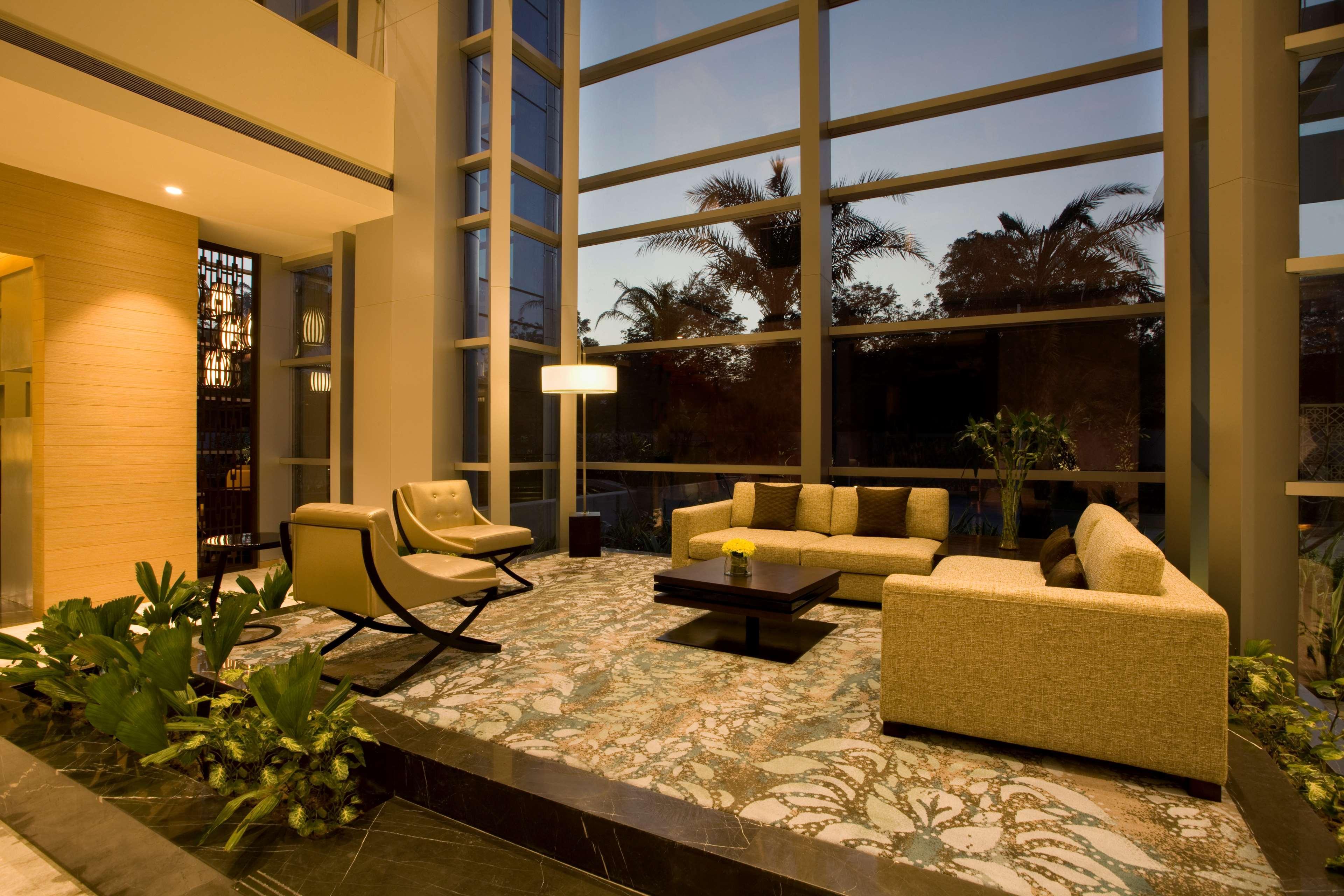 Hyatt Regency Ahmedabad Hotel Luaran gambar The lobby of the hotel